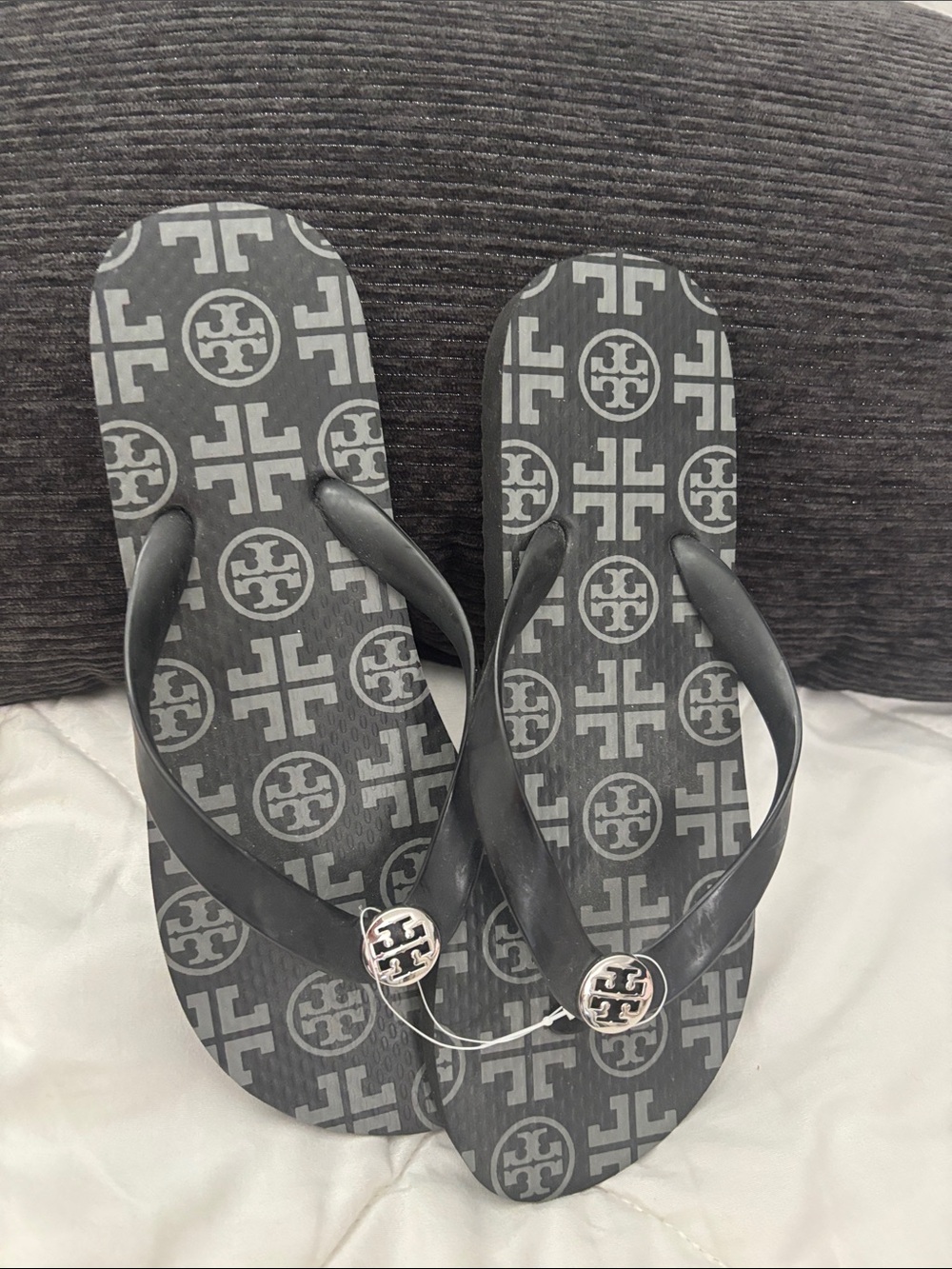 Brand new woman’s Tory Burch sandals